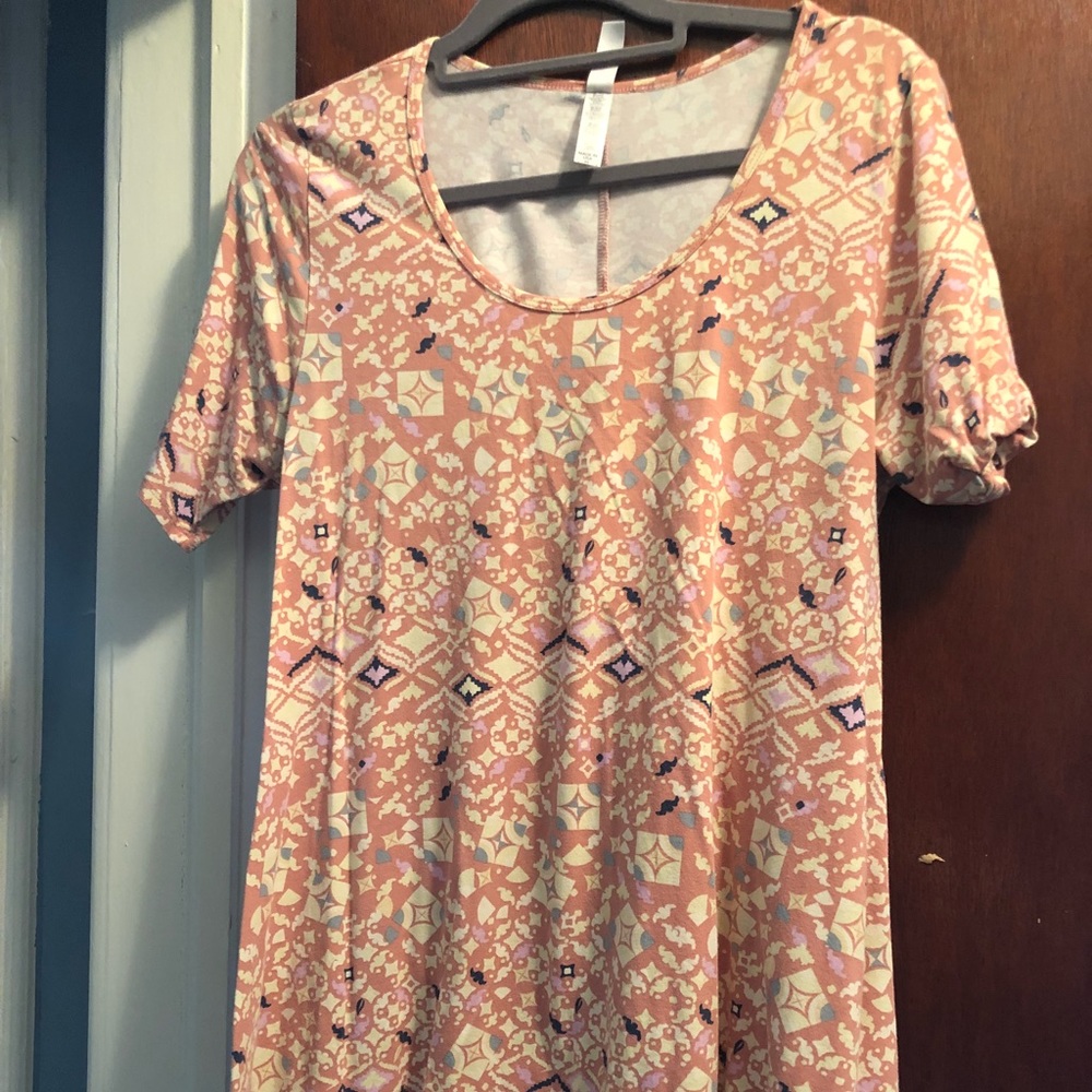 LuLaRoe Perfect Tee
